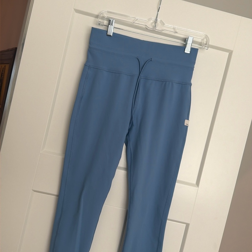 Vuori women’s pants sz M